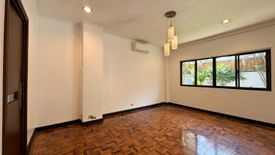 5 Bedroom House for rent in Dasmariñas North, Metro Manila near MRT-3 Ayala