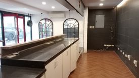 Commercial for rent in Bel-Air, Metro Manila