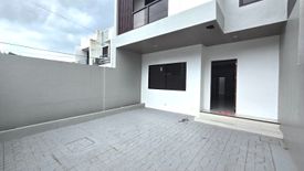 4 Bedroom House for sale in Talon Singko, Metro Manila