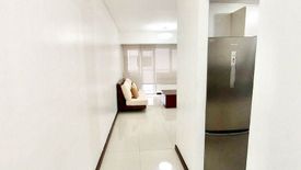 2 Bedroom Condo for sale in The Columns Ayala Avenue, Bangkal, Metro Manila near MRT-3 Magallanes