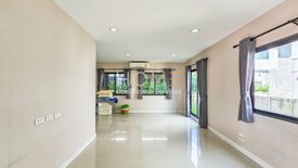 3 Bedroom House for sale in Pave Ramintra-Wongwaen, O Ngoen, Bangkok