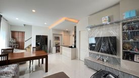 4 Bedroom House for rent in Mantana Onnut-Wongwaen 5, Dokmai, Bangkok