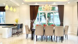 Cho thuê villa 4 phòng ngủ tại Phú Hữu, Quận 9, Hồ Chí Minh