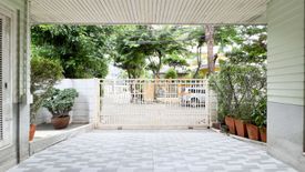 3 Bedroom House for sale in Bang Chak, Bangkok