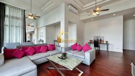 4 Bedroom Apartment for rent in Sathorn Gallery Residences, Silom, Bangkok near BTS Surasak