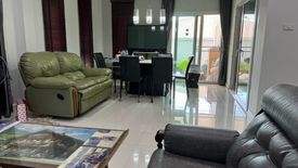 5 Bedroom House for rent in Khlong Tan Nuea, Bangkok