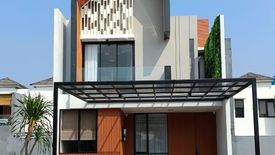 Rumah dijual dengan 4 kamar tidur di Cakung Timur, Jakarta