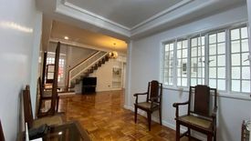 3 Bedroom House for sale in Guadalupe Viejo, Metro Manila near MRT-3 Guadalupe