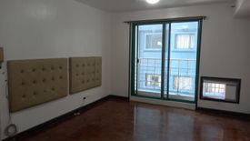 Condo for rent in Poblacion, Metro Manila