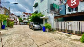 2 Bedroom Townhouse for sale in Bang Na, Bangkok