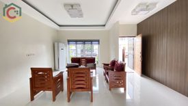 5 Bedroom House for rent in Santo Rosario, Pampanga