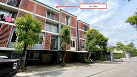 3 Bedroom Townhouse for sale in Siamese Blossom @ Fashion, Khan Na Yao, Bangkok near MRT Nopparat