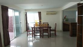 3 Bedroom House for rent in Khlong Tan Nuea, Bangkok near Airport Rail Link Ramkhamhaeng