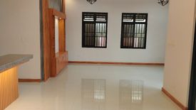 4 Bedroom House for sale in Talon Dos, Metro Manila