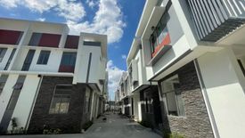 3 Bedroom House for sale in Bahay Toro, Metro Manila near LRT-1 Roosevelt