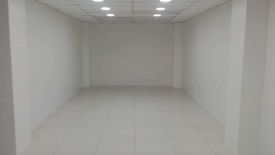 Office for rent in Pio Del Pilar, Metro Manila near MRT-3 Magallanes