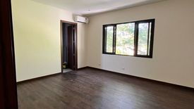 4 Bedroom House for sale in Almanza Dos, Metro Manila