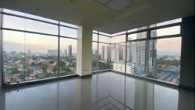 Office for rent in South Triangle, Metro Manila near MRT-3 Quezon Avenue