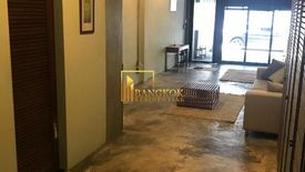 2 Bedroom Townhouse for rent in Khlong Tan Nuea, Bangkok