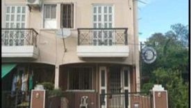 Townhouse for sale in BF Resort Village, Talon Dos, Metro Manila