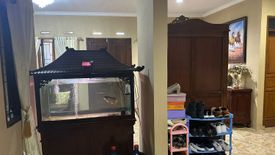 Rumah dijual dengan 5 kamar tidur di Cibiru Wetan, Jawa Barat