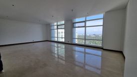 3 Bedroom Condo for sale in Urdaneta, Metro Manila near MRT-3 Buendia