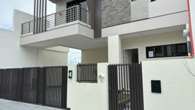 4 Bedroom House for sale in Anabu I-A, Cavite