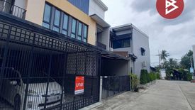 3 Bedroom Townhouse for sale in Bo Phlap, Nakhon Pathom