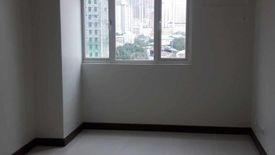 Condo for sale in Barangay 58, Metro Manila near LRT-1 Gil Puyat