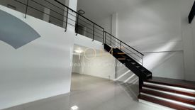 4 Bedroom Townhouse for sale in Nuan Chan, Bangkok