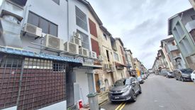 Commercial for sale in Taman Johor Jaya, Johor