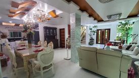 8 Bedroom House for sale in Pasong Tamo, Metro Manila