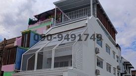 5 Bedroom Townhouse for sale in Bang Bamru, Bangkok