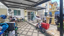 4 Bedroom Townhouse for sale in Sao Thong Hin, Nonthaburi