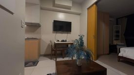 Condo for rent in One Uptown Residences, South Cembo, Metro Manila