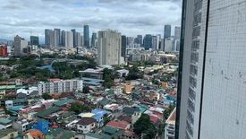 Condo for sale in Guadalupe Viejo, Metro Manila near MRT-3 Guadalupe