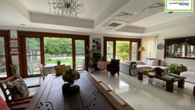 7 Bedroom House for sale in BF Homes, Metro Manila