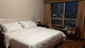 2 Bedroom Condo for rent in San Lorenzo, Metro Manila near MRT-3 Ayala