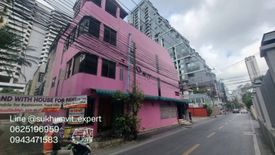 Townhouse for sale in Khlong Tan Nuea, Bangkok near BTS Phrom Phong