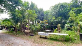 7 Bedroom House for sale in Bang Duan, Bangkok