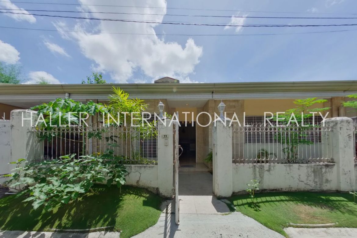 3-Bedroom House for Sale @ Sto. Niño Village