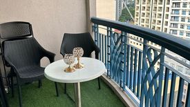 2 Bedroom Condo for sale in San Lorenzo, Metro Manila