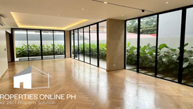 7 Bedroom House for sale in White Plains, Metro Manila