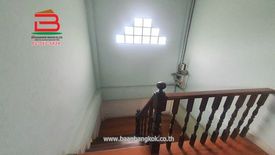 3 Bedroom Townhouse for sale in Tha Raeng, Bangkok near MRT Maiyalap