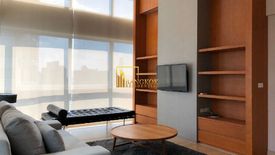 2 Bedroom Condo for rent in The Rajdamri, Pathum Wan, Bangkok near BTS Ratchadamri