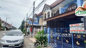 2 Bedroom Townhouse for sale in Sena Villa 91 Village, Prachathipat, Pathum Thani