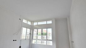 3 Bedroom Townhouse for sale in Wichit, Phuket