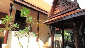 4 Bedroom House for rent in Phra Khanong, Bangkok near BTS Ekkamai