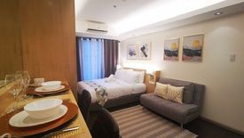 Condo for sale in Poblacion, Metro Manila