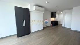 Condo for sale in Poblacion, Metro Manila